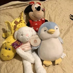 Minnie, Miniso Life,  Flip A Zoo, KellyBaby. All 4